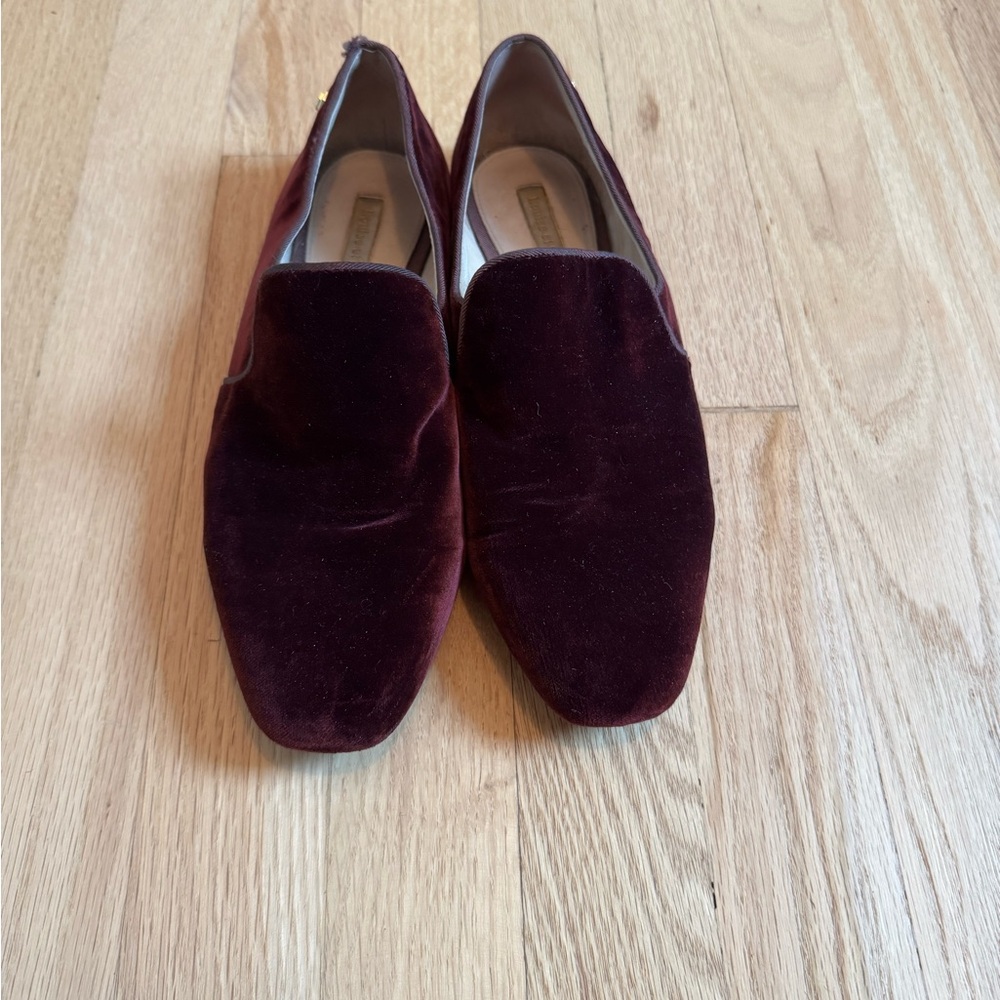 Louise et Cie Burgundy velvet Flats Classic Loafers elegant sz 7 comfy sole